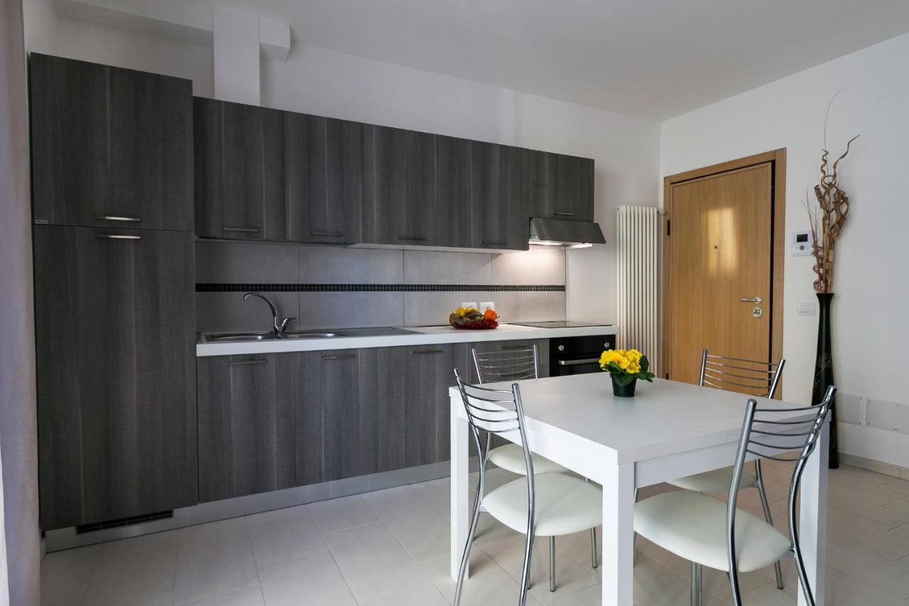 Апарт готель Residenza Riva Azzurra Ріміні Екстер'єр фото