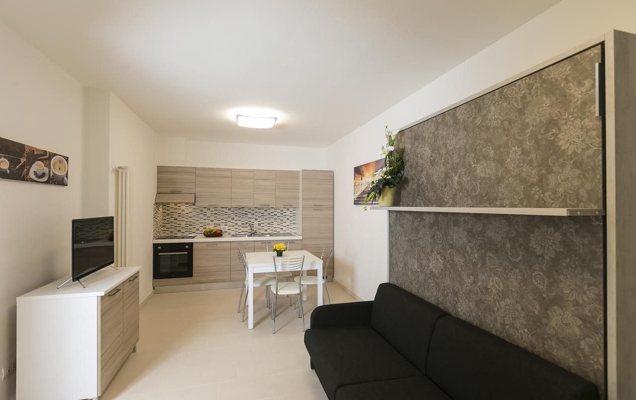 Апарт готель Residenza Riva Azzurra Ріміні Екстер'єр фото